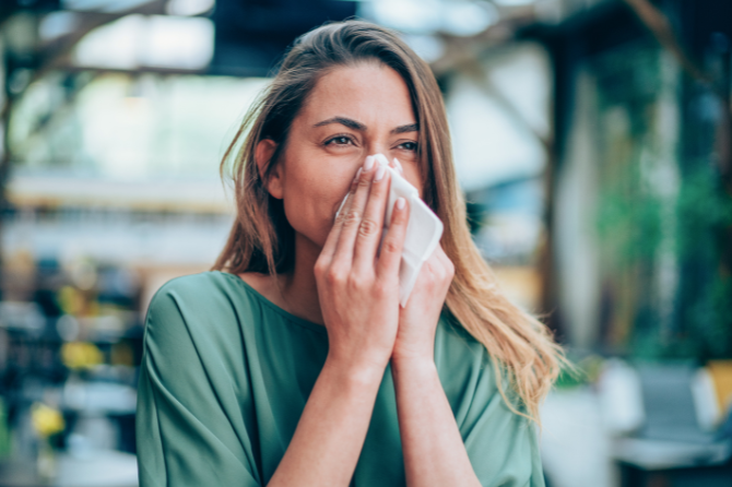 Spring Allergies: Navigating the Season of Sneezes with OakBend Medical Center